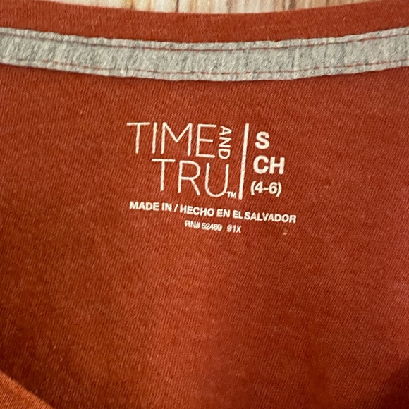 Lot Of 2 Time And Tru V-Neck Tees Small Burnt Orange & Gold Mustard - Picture 10 of 15
